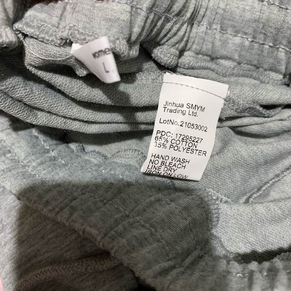 Momlife joggers - Picture 3 of 3